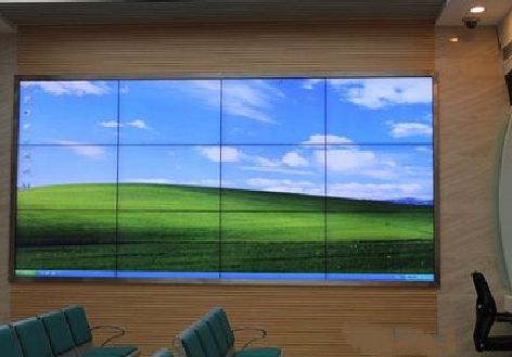 安化县液晶拼接屏的另类用法。